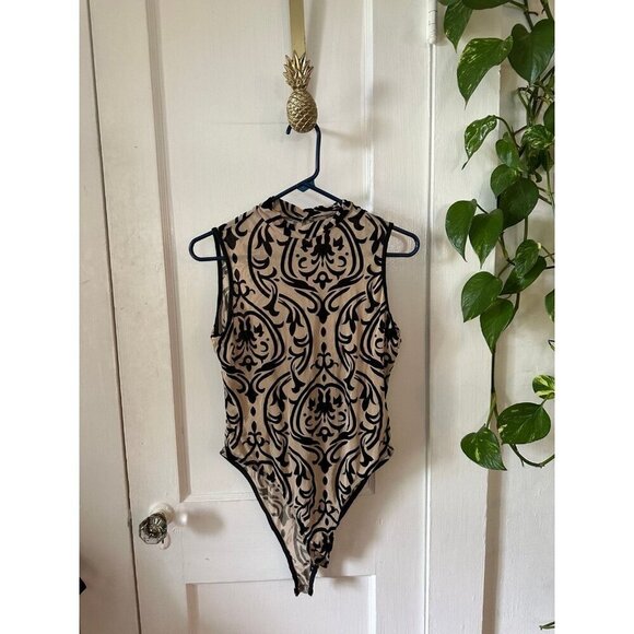 Women’s size x-large tan & black abstract bodysuit - Picture 1 of 9